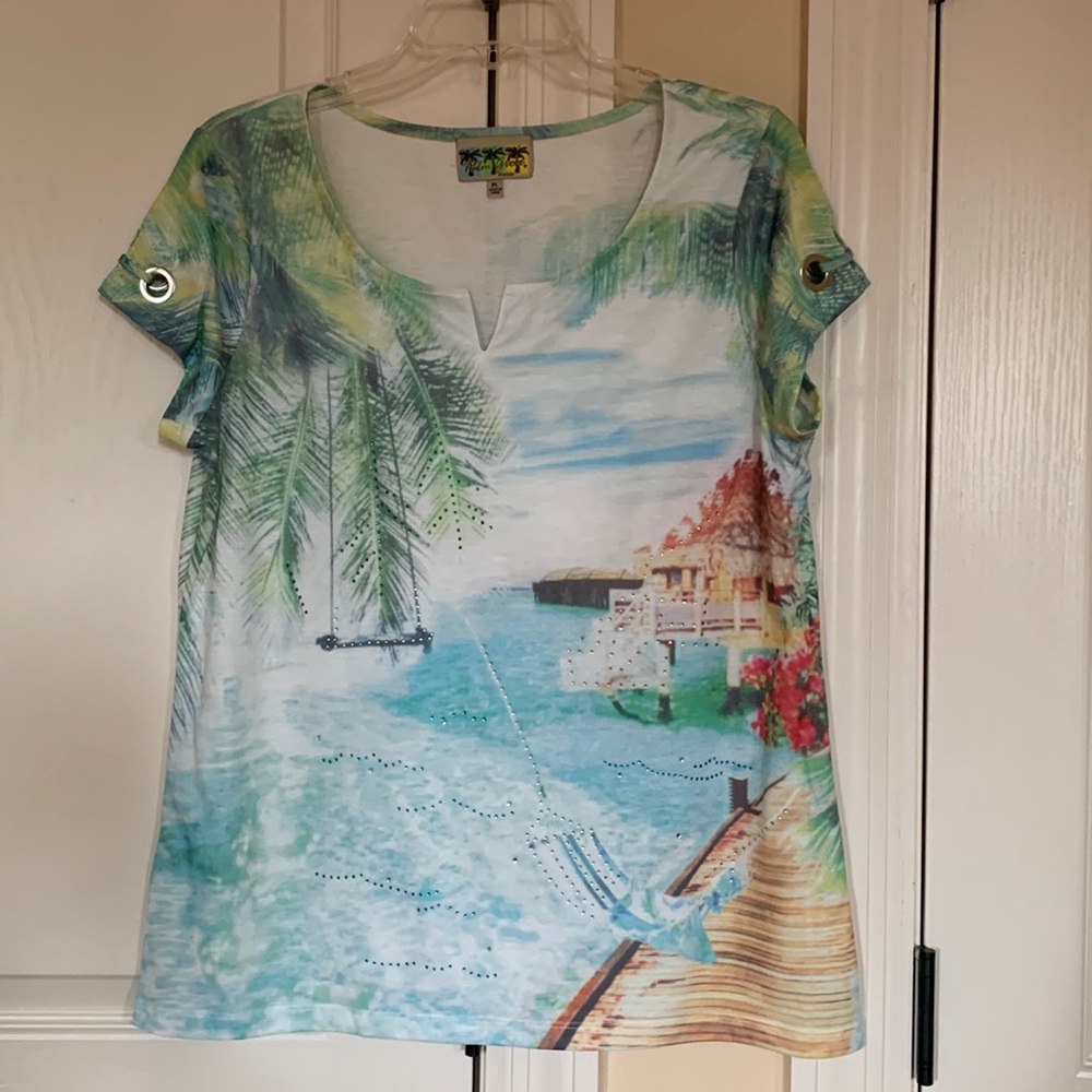 Cute top ready for the beach.